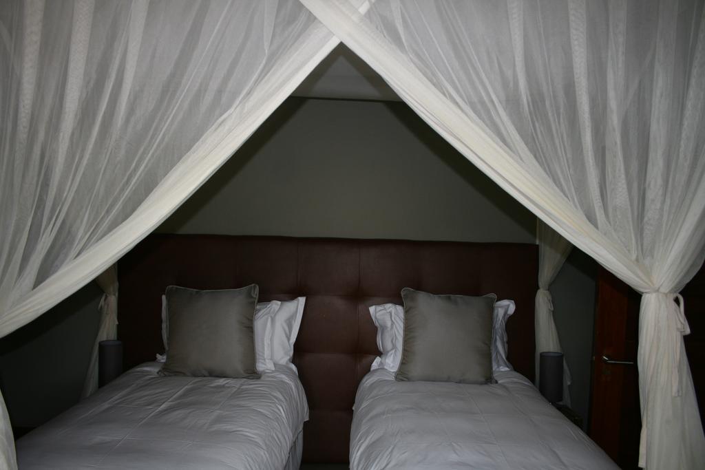 Mhondoro Safari Lodge & Villa Welgevonden Ngoại thất bức ảnh